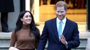 Returning From a Holiday Break, the Sussexes Announce a ‘Step Back’ From the Monarchy