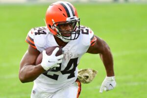 Cleveland Ends Their Playoff Drought, Derrick Henry Shows Out and Other Takeaways from Week 17 of the NFL